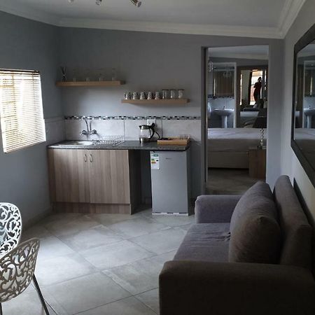 Elephant Bush Guest Cottage Alberton Exterior photo