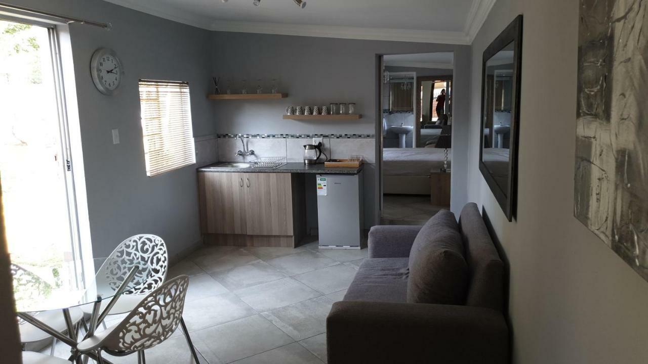 Elephant Bush Guest Cottage Alberton Exterior photo